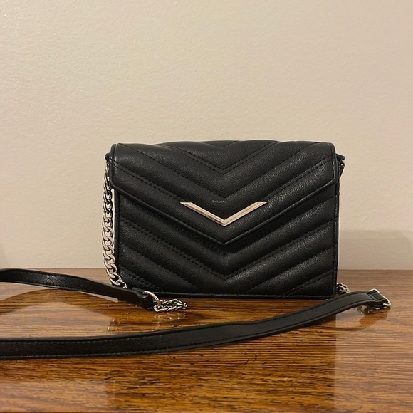 Express Handbags - Express Crossbody Black Silver Hardware